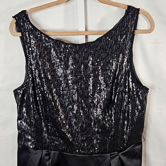 The Limited Black Sequins Dress Size 14 NWT - Picture 4 of 8